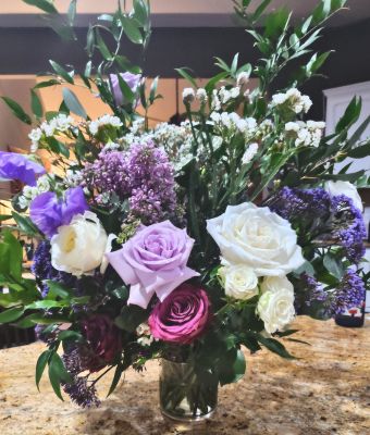 Lakeway florist delivery
